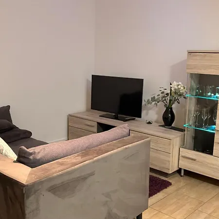 Gemuetliche 60m2 Mit Terasse Appartamento *