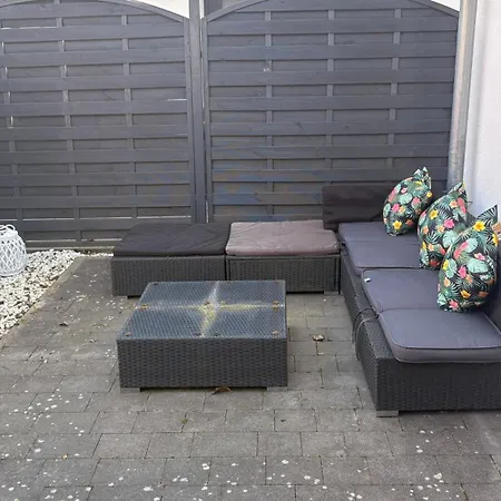 Gemuetliche 60m2 Mit Terasse *