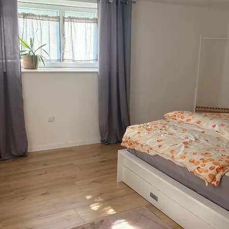 Gemuetliche 60m2 Mit Terasse Appartamento *